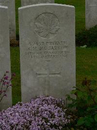 Etaples Military Cemetery - McJarrow, R H